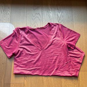 lululemon t shirt